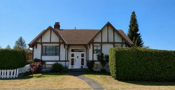 4922 Irmin Street Burnaby, BC V5J 1Y5