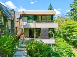 4001 32nd Avenue W Vancouver, BC V6S 1Z5