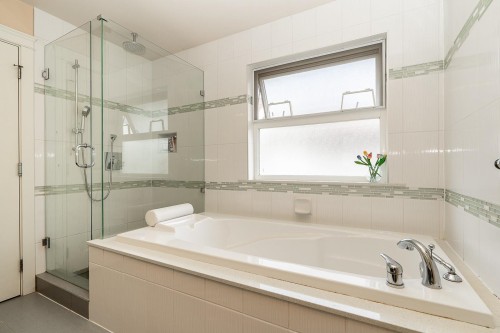 3032 16Th Avenue E, Vancouver, BC 