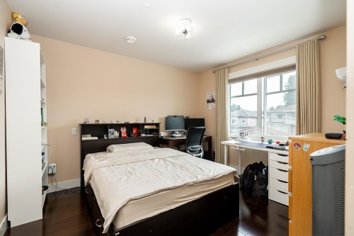 3032 16Th Avenue E, Vancouver, BC 