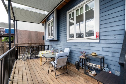 3032 16Th Avenue E, Vancouver, BC 