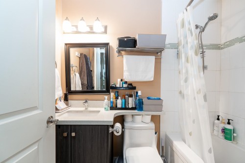 3032 16Th Avenue E, Vancouver, BC 
