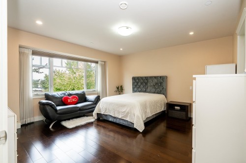 3032 16Th Avenue E, Vancouver, BC 