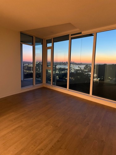 2506-1401 Hunter Street , North Vancouver, BC V7J 0E2 2