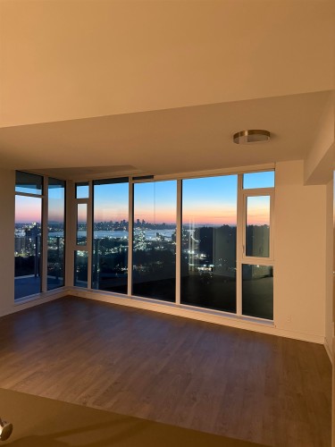 2506-1401 Hunter Street , North Vancouver, BC V7J 0E2 4
