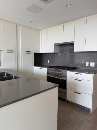 2506-1401 Hunter Street , North Vancouver, BC V7J 0E2 5