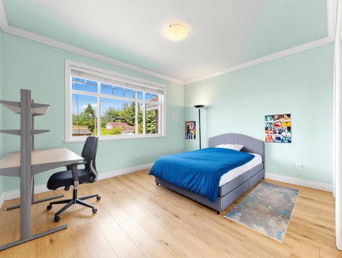 6560 Francis Road, Richmond, BC - Indoor Photo Showing Bedroom