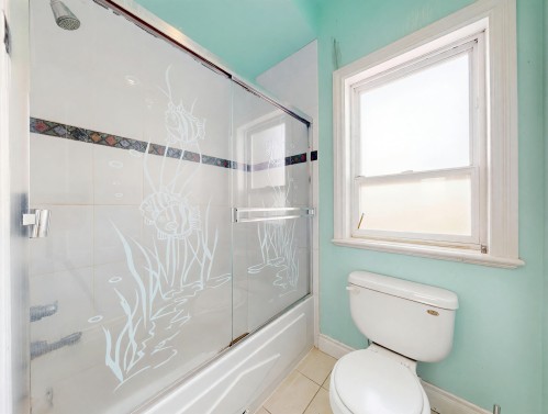 6560 Francis Road, Richmond, BC - Indoor Photo Showing Bathroom