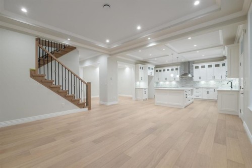 1342 Francis Crescent, Coquitlam, BC - Indoor Photo Showing Kitchen