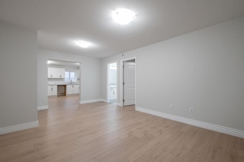 1342 Francis Crescent, Coquitlam, BC - Indoor Photo Showing Other Room