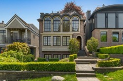 4588 2nd Avenue WVancouver, BC V6R 1K9