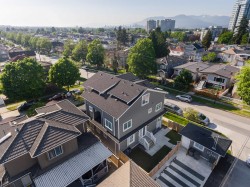 2368 34th Avenue E Vancouver, BC V5R 2S6