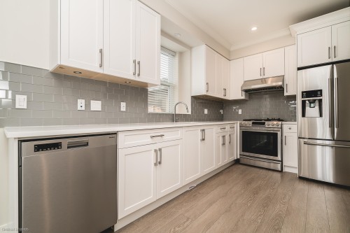2368 34Th Avenue E, Vancouver, BC 