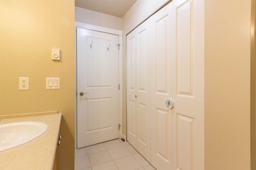 32-9229 University Crescent, Burnaby, BC 