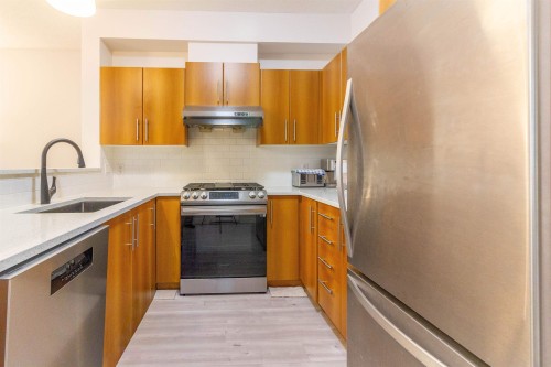 32-9229 University Crescent, Burnaby, BC 
