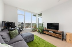 1301-2186 Gilmore Avenue Burnaby, BC V5C 0N7