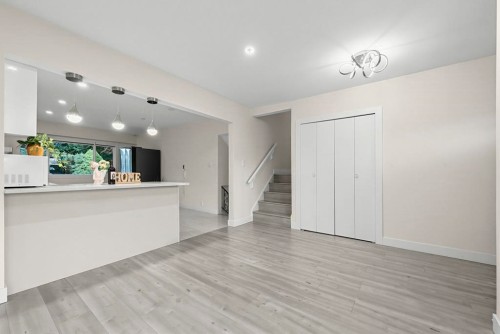 4936 Barker Crescent, Burnaby, BC 
