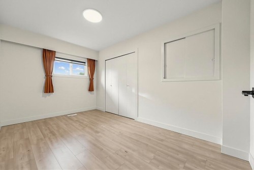 4936 Barker Crescent, Burnaby, BC 