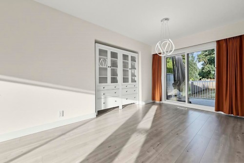 4936 Barker Crescent, Burnaby, BC 