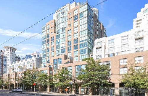 504-1159 Main Street  Vancouver, BC V6A 4B6