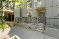 TH9-969 Richards Street  Vancouver, BC V6B 1A8