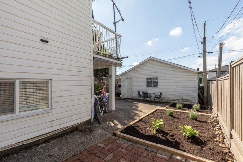 380 58Th Avenue E, Vancouver, BC 
