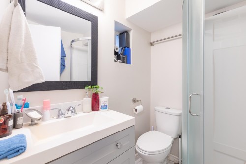 380 58Th Avenue E, Vancouver, BC 