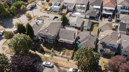380 58Th Avenue E, Vancouver, BC 