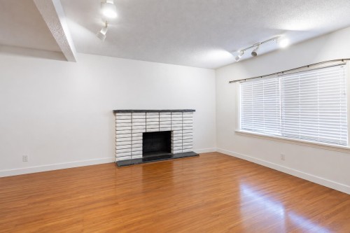 380 58Th Avenue E, Vancouver, BC 