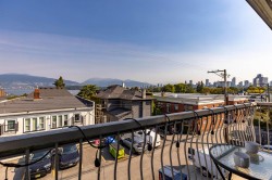 307-2335 York Avenue  Vancouver, BC V6K 1C8