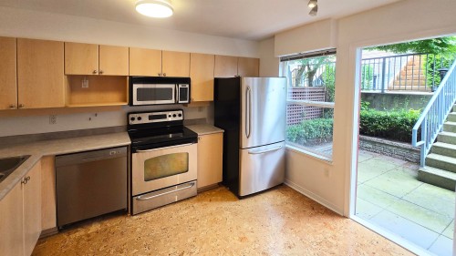 229 11Th Avenue E, Vancouver, BC 