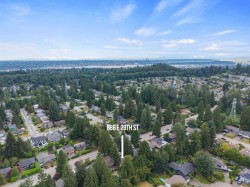 886 29th Street E North Vancouver, BC V7K 1B8