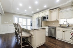 183 Howard Avenue NBurnaby, BC V5B 1J6