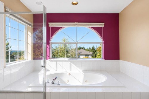 2607 Panorama Drive, Coquitlam, BC 