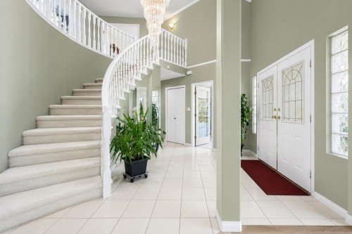 2607 Panorama Drive, Coquitlam, BC 