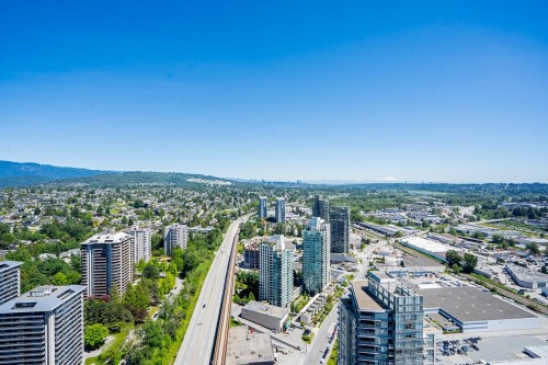 3907-4890 Lougheed Highway, Burnaby, BC 