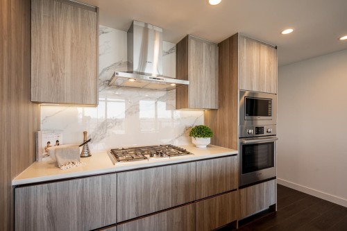 3907-4890 Lougheed Highway, Burnaby, BC 