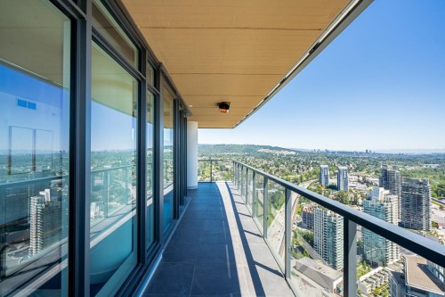 3907-4890 Lougheed Highway, Burnaby, BC 