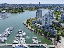 502-1067 Marinaside Crescent Vancouver, BC V6Z 3A4