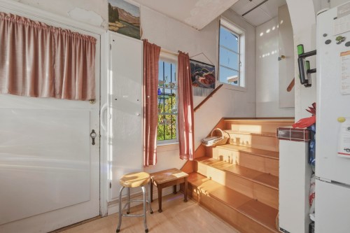 433 48Th Avenue E, Vancouver, BC 