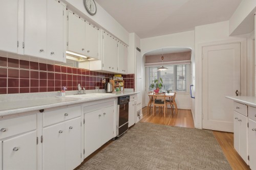 433 48Th Avenue E, Vancouver, BC 