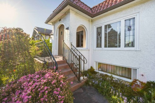 433 48Th Avenue E, Vancouver, BC 