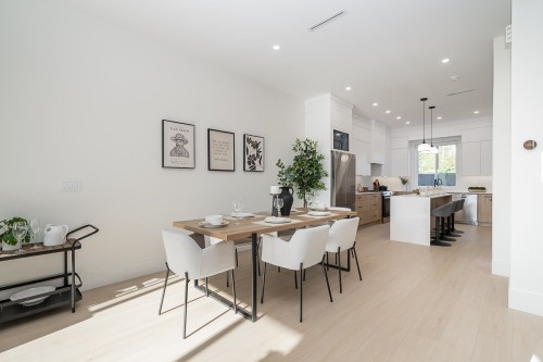 2-7990 Bradley Avenue, Burnaby, BC 