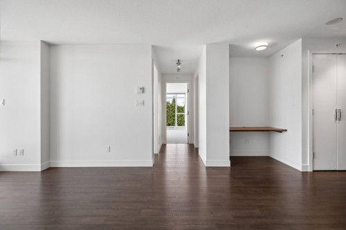603-958 Ridgeway Avenue, Coquitlam, BC 