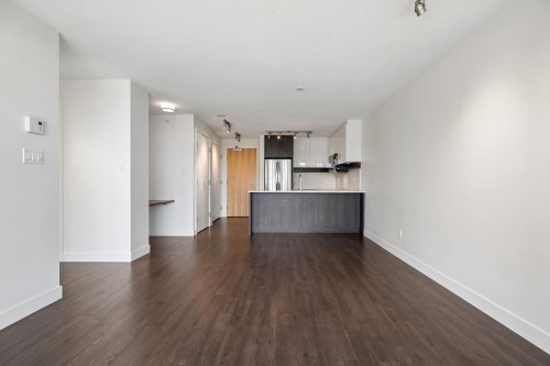 603-958 Ridgeway Avenue, Coquitlam, BC 