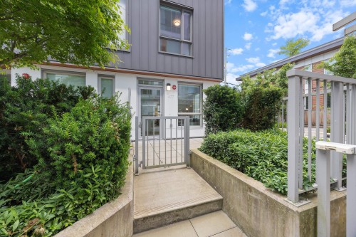 477 King Edward Avenue W, Vancouver, BC 