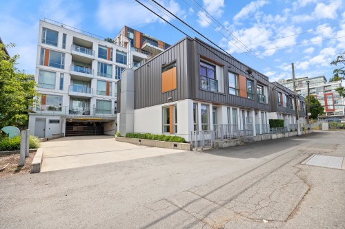 477 King Edward Avenue W, Vancouver, BC 