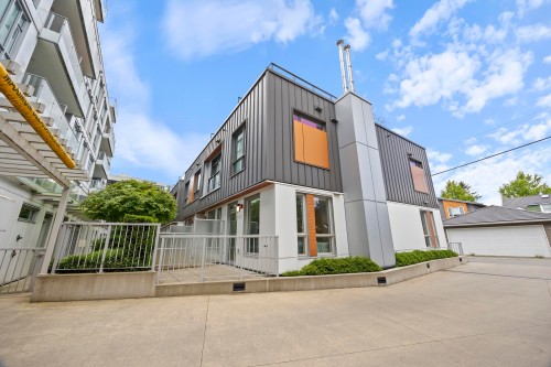 477 King Edward Avenue W, Vancouver, BC 