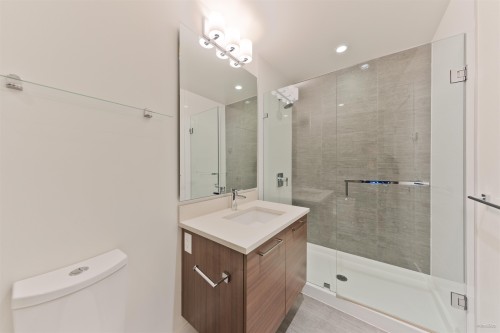 711-8580 River District Crossing, Vancouver, BC 