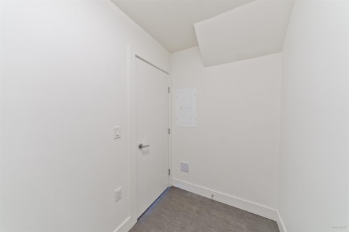 711-8580 River District Crossing, Vancouver, BC 